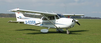 /homepages/37/d40501864/htdocs/clickandbuilds/PBCSNachrichten/wp-content/uploads/quizbilder/tn-cessna172.jpg