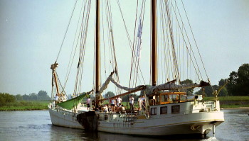 /homepages/37/d40501864/htdocs/clickandbuilds/PBCSNachrichten/wp-content/uploads/quizbilder/tn-segelschiff.jpg